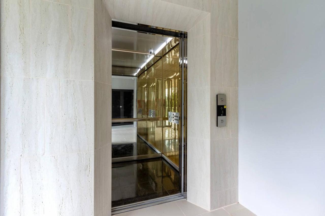 Palmyrah Surin, Modern 1Br With Terrace, 150 Meters To Surin Beach Екстериор снимка